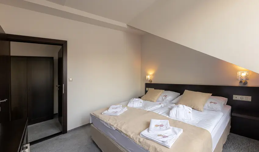 Bazilika alatti Panzi Esztergom