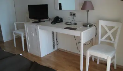 Szpia Bio & Art Hotel Zsmbk