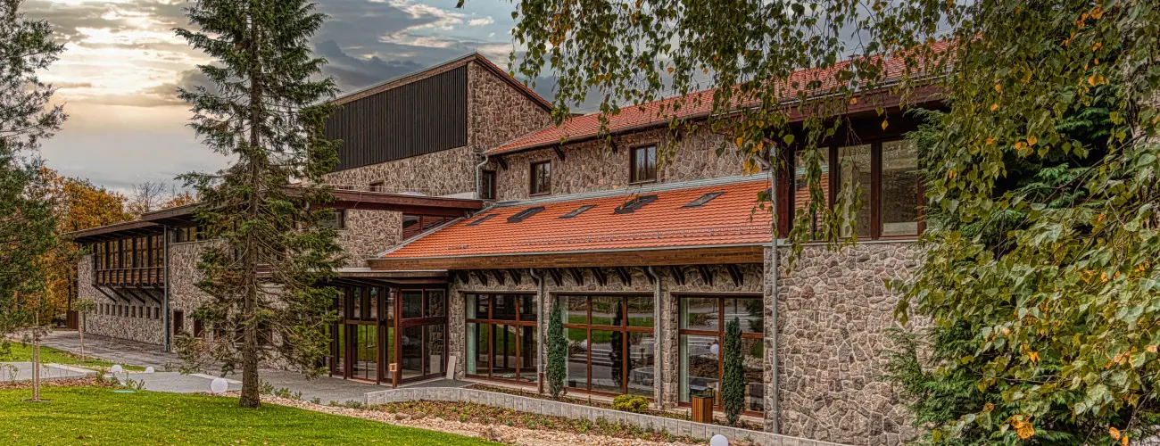 Cardoner Hotel Pilisszentkereszt - szi sznet Dobogkn (1 jtl)