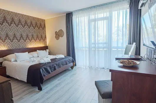 Holiday Beach Budapest Wellness Hotel with Sauna Park, Budapest, Visegr�d - 18 km