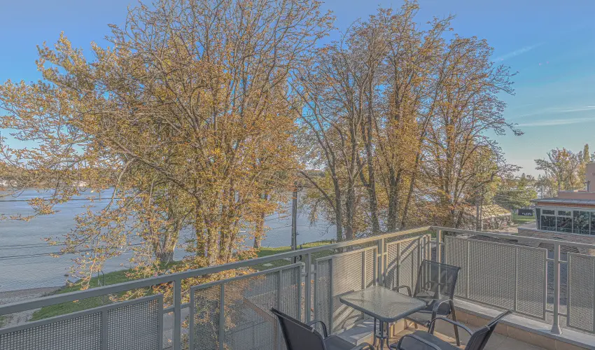 Holiday Beach Budapest Wellness Hotel with Sauna Park Budapest