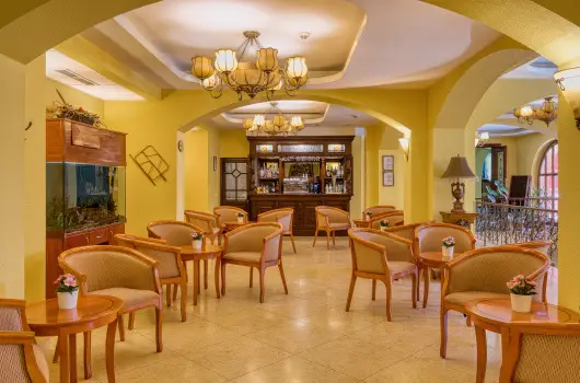 Hotel Bellevue, Esztergom, Visegr�d - 15 km