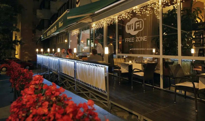 Hotel Charles Budapest