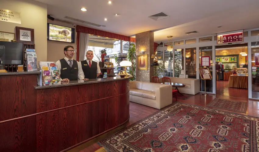 Hotel Charles Budapest