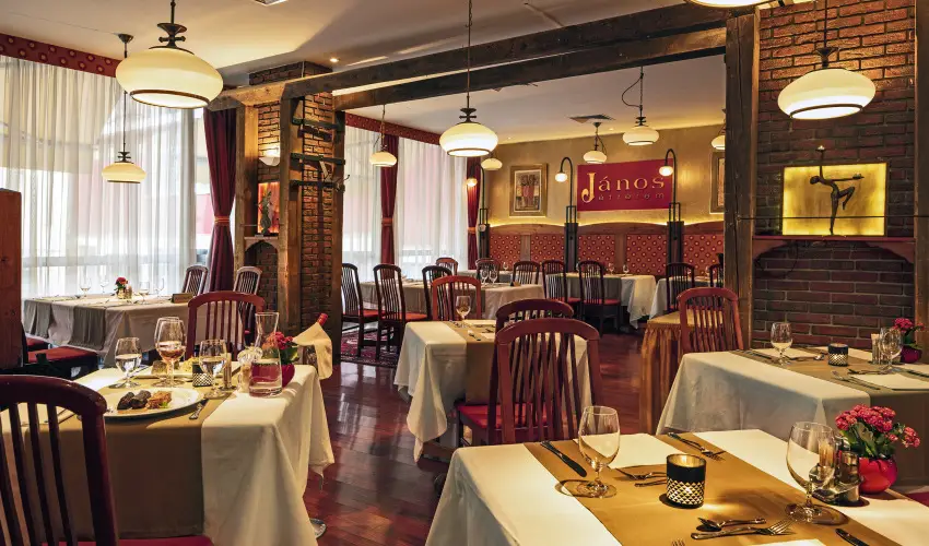 Hotel Charles Budapest