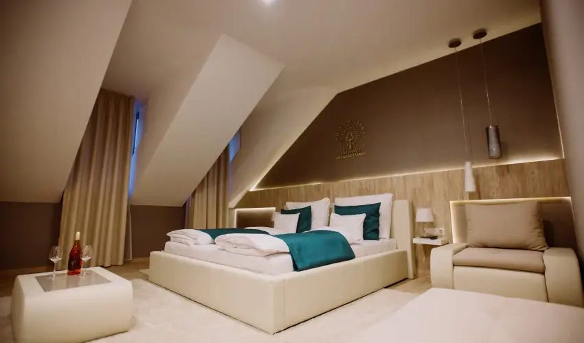 The Hotel Unforgettable - Hotel Tiliana by Homoky Hotels Budapest