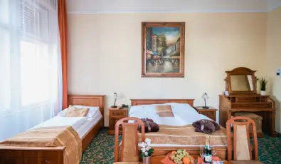 City Hotel Uni  Budapest