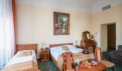 City Hotel Uni  Budapest