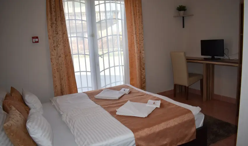 Libra Hotel Veresegyhz