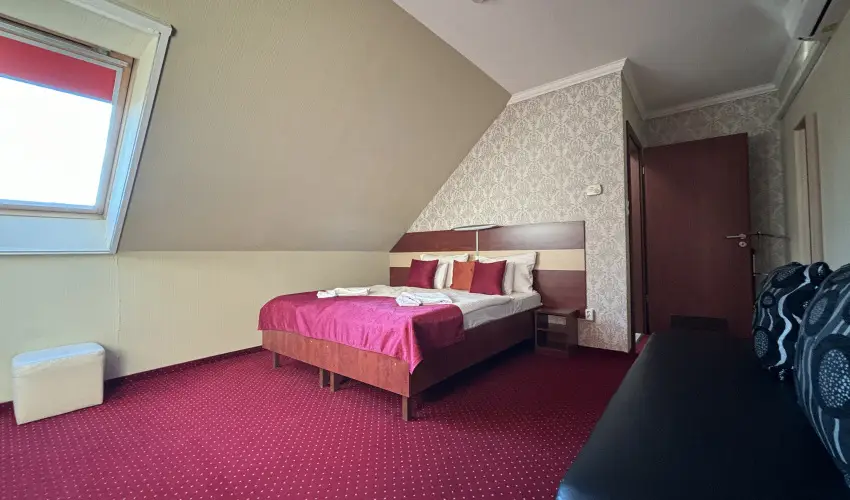 Libra Hotel Veresegyhz