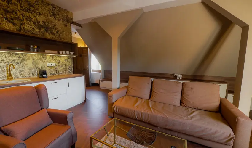 reg Halsz tterem s Fogad Tt