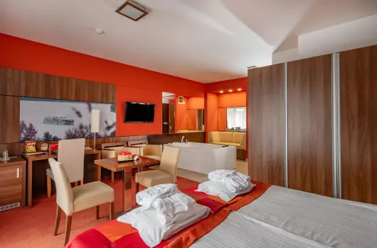 Royal Club Hotel, Visegr�d