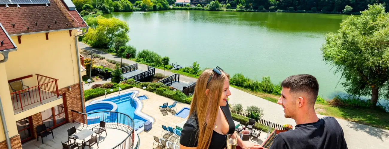 T Wellness Hotel Bnk - Kedvezmnyes pihens flpanzival (1 jtl)